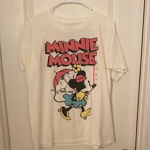 Minnie Mouse Graphic T-Shirt